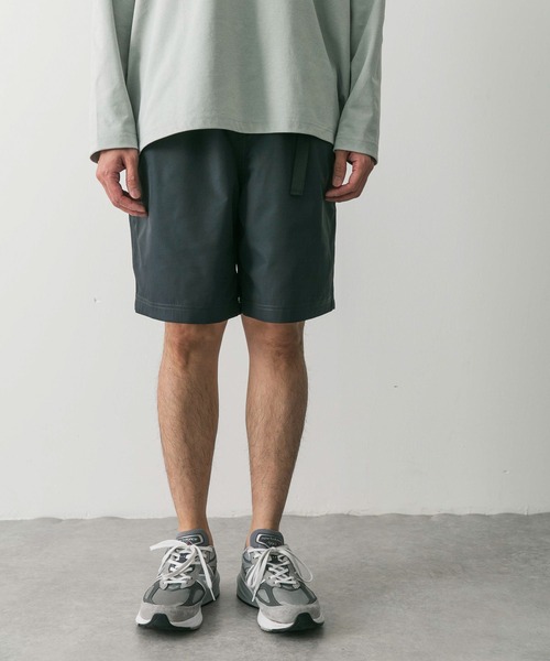 URBAN RESEARCH DOORS(アーバンリサーチドアーズ)の「『撥水』『接触冷感』add fabrics イージーショーツ(その他パンツ・メンズ・チャコールグレー/カーキ・MEDIUM/LARGE)」の17枚目の写真