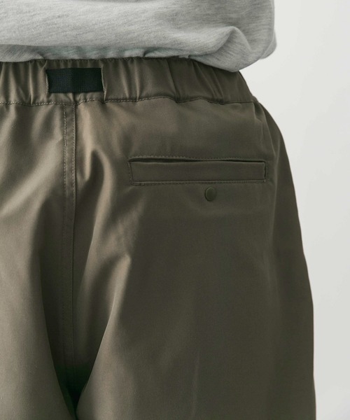 URBAN RESEARCH DOORS(アーバンリサーチドアーズ)の「『撥水』『接触冷感』add fabrics イージーショーツ(その他パンツ・メンズ・チャコールグレー/カーキ・MEDIUM/LARGE)」の20枚目の写真