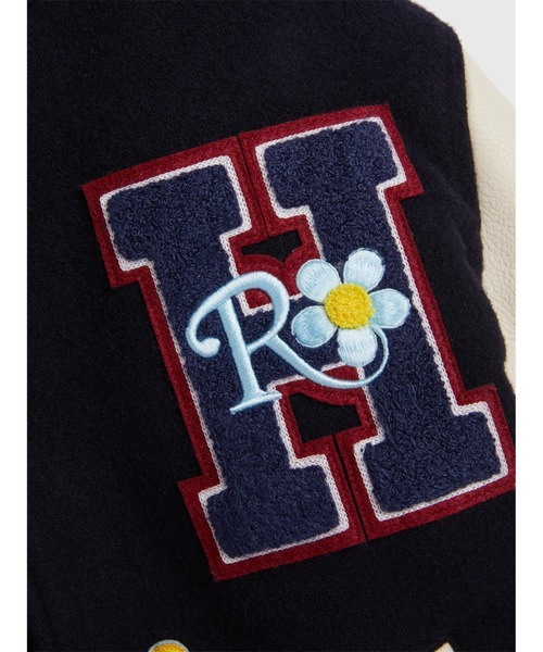TOMMY HILFIGER（トミーヒルフィガー）の「TOMMYXRICHARDQUINN バーシティレザージャケット（スタジャン・キッズ・ネイビー・100cm/130cm）」の3枚目の写真