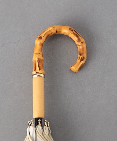 UNITED ARROWS（ユナイテッドアローズ）の「バイカラー 晴雨兼用 長傘（長傘・レディース・ベージュ/ダークグレー/ブラック・FREE）」の5枚目の写真