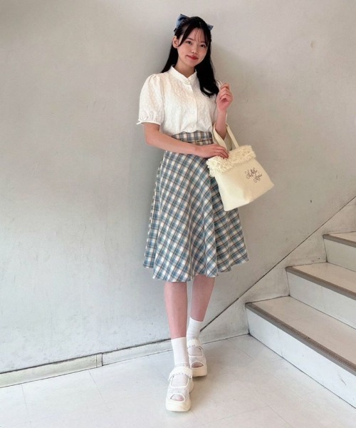 F i.n.t（フィント）の「袖口プチリボンジャガードブラウス/fint（シャツ/ブラウス・レディース・クリーム/オフホワイト・FREE）」の16枚目の写真