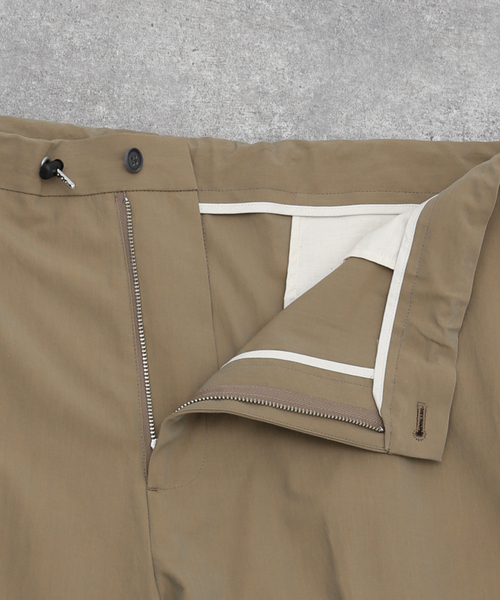 EDIFICE（エディフィス）の「【LA BOUCLE / ラブークル】Gass Twill ワイド イージーパンツ（スラックス・メンズ・カーキ/キャメル・FREE）」の8枚目の写真