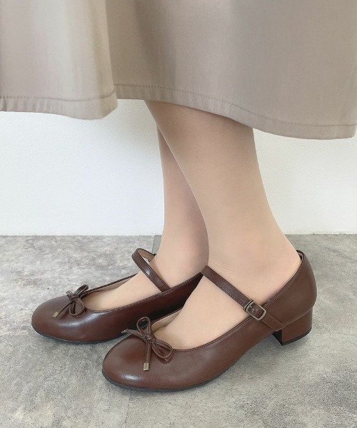 F i.n.t（フィント）の「【REVIVAL】【新色追加】ストラップ付リボンバレエシューズ/fint　フィント（バレエシューズ・レディース・クリーム/シルバー/ピンクゴールド/レッド/ブラウン/ブラック・L/M/S/SS/LL）」の11枚目の写真