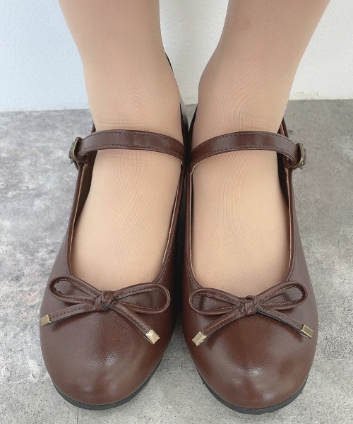 F i.n.t（フィント）の「【REVIVAL】【新色追加】ストラップ付リボンバレエシューズ/fint　フィント（バレエシューズ・レディース・クリーム/シルバー/ピンクゴールド/レッド/ブラウン/ブラック・L/M/S/SS/LL）」の13枚目の写真
