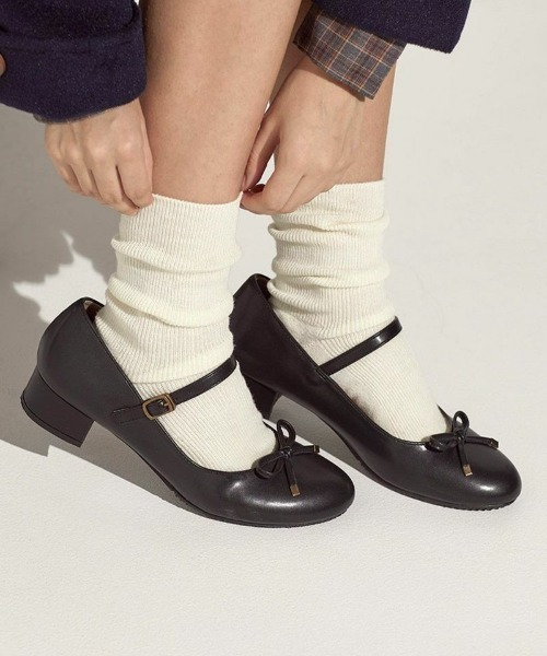 F i.n.t（フィント）の「【REVIVAL】【新色追加】ストラップ付リボンバレエシューズ/fint　フィント（バレエシューズ・レディース・クリーム/シルバー/ピンクゴールド/レッド/ブラウン/ブラック・L/M/S/SS/LL）」の18枚目の写真