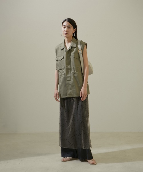 SALON adam et rope'（サロン アダム エ ロペ）の「リラックスイージーパンツ【洗える】（その他パンツ・レディース・ベージュ/ブラック・S/M）」の7枚目の写真