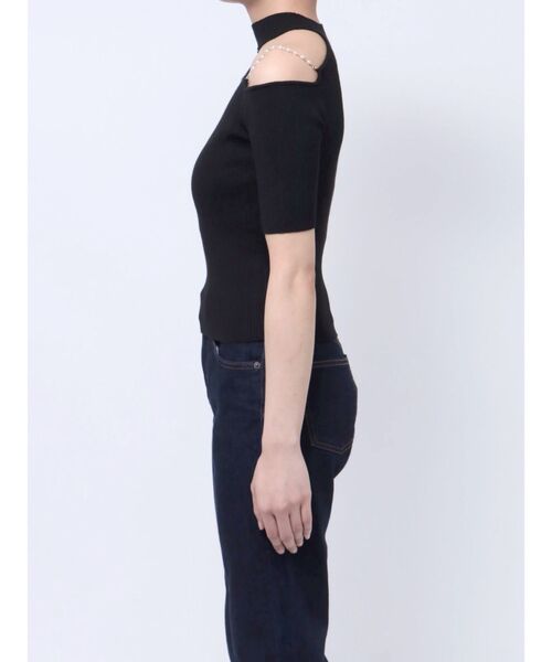 MERCURYDUO（マーキュリーデュオ）の「ショルダーパールチェーンニット（ニット/セーター・レディース・ライム/オフホワイト/ブラック/パープル・FREE）」の12枚目の写真