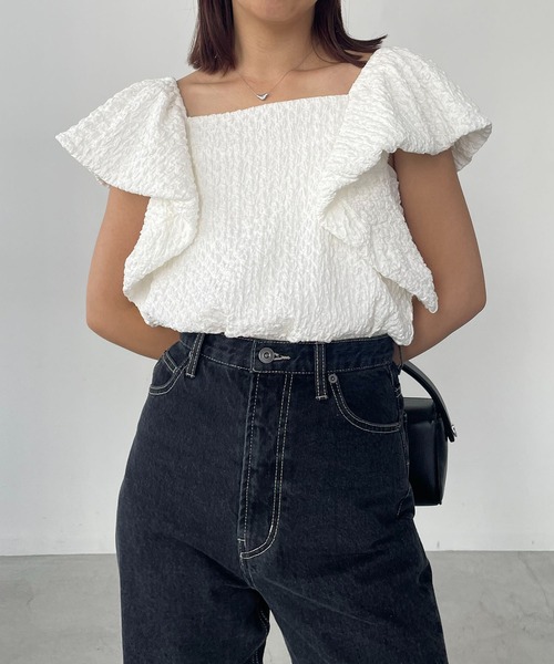 CAPRICIEUX LE'MAGE（カプリシューレマージュ）の「バルーンスリーブスクエアブラウス（シャツ/ブラウス・レディース・ブラック/ホワイト・FREE）」の5枚目の写真