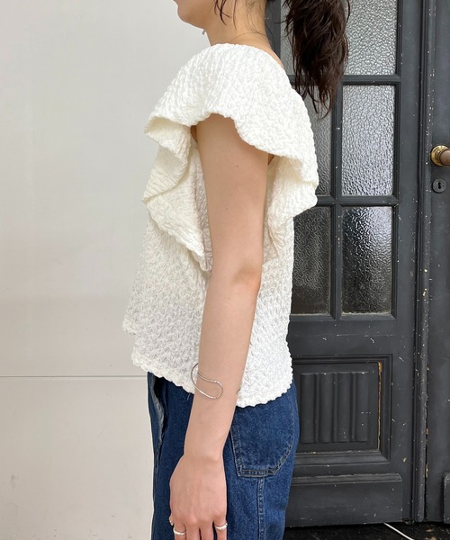 CAPRICIEUX LE'MAGE（カプリシューレマージュ）の「バルーンスリーブスクエアブラウス（シャツ/ブラウス・レディース・ブラック/ホワイト・FREE）」の21枚目の写真