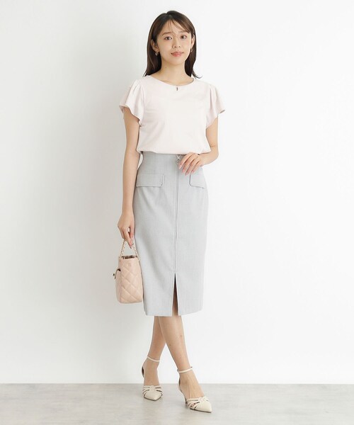 index(インデックス)の「◆《6color》UV フレアスリーブトップス フロントパール調デザイン【接触冷感/洗濯機洗い可】(Tシャツ/カットソー・レディース・ナチュラル/ブラウン系その他/オフホワイト/ネイビー/ライトブルー/ネイビー系5・38/42/36/40)」の17枚目の写真