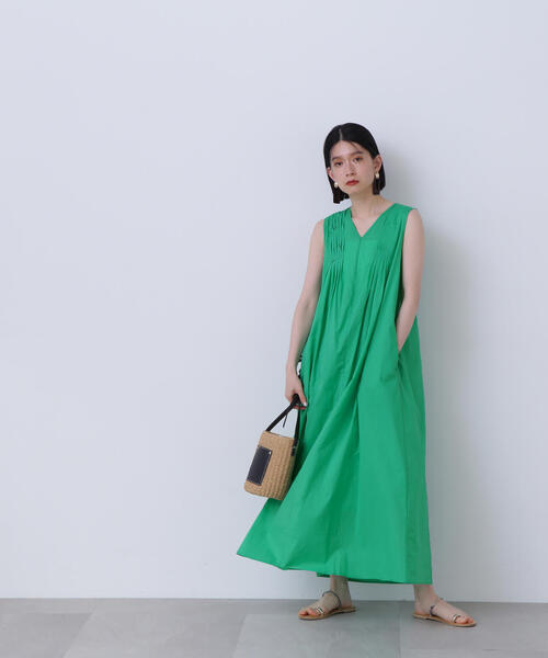 N.(N. Natural Beauty Basic)(エヌエヌナチュラルビューティーベーシック)の「◆タックショルダーコットンボイルワンピース(ワンピース・レディース・ピンク/グリーン/ブラック・SMALL/MEDIUM)」の6枚目の写真