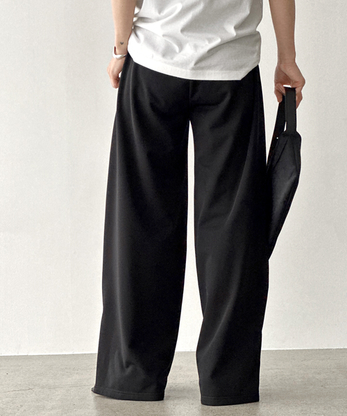 EVERYDAY I LIKE.(エヴリディアイライク)の「ミニマルトラックパンツ(スラックス・レディース・ブラック・38/36/34)」の16枚目の写真