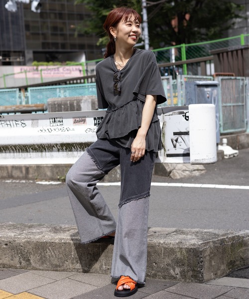 LEPSIM(レプシィム)の「切り替えデニムパンツ 120806(デニムパンツ・レディース・ブルー/チャコールグレー・LARGE/MEDIUM)」の13枚目の写真