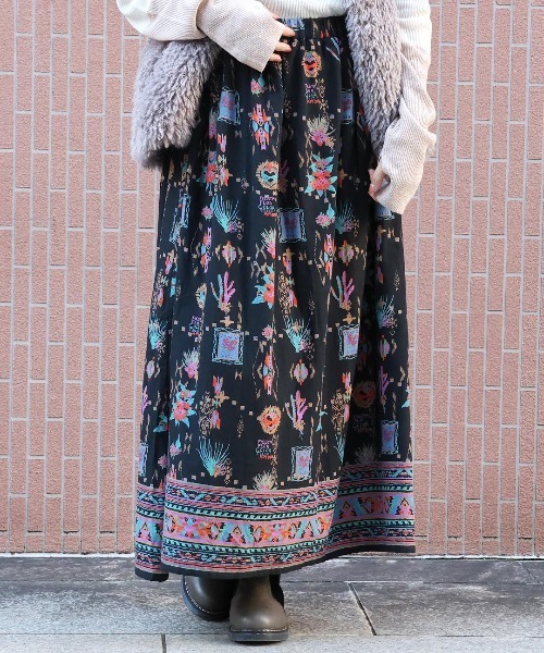 チチカカ（チチカカ）の「コットンメヒコプリントスカート（スカート・レディース・ブラック/オレンジ/グリーン・FREE）」の2枚目の写真