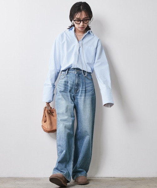 CHIC STYLE(シックスタイル)の「 ワイドカフスシャツ <大きいサイズ有>シックスタイル (シャツ/ブラウス・レディース・オフホワイト/ブルー系・M/L/LL/3L/4L/5L)」の4枚目の写真