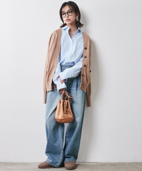 CHIC STYLE(シックスタイル)の「 ワイドカフスシャツ <大きいサイズ有>シックスタイル (シャツ/ブラウス・レディース・オフホワイト/ブルー系・M/L/LL/3L/4L/5L)」の12枚目の写真