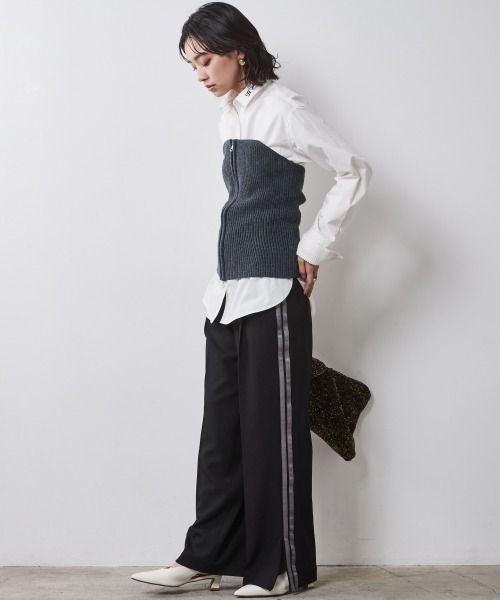 CHIC STYLE(シックスタイル)の「 ワイドカフスシャツ <大きいサイズ有>シックスタイル (シャツ/ブラウス・レディース・オフホワイト/ブルー系・M/L/LL/3L/4L/5L)」の11枚目の写真