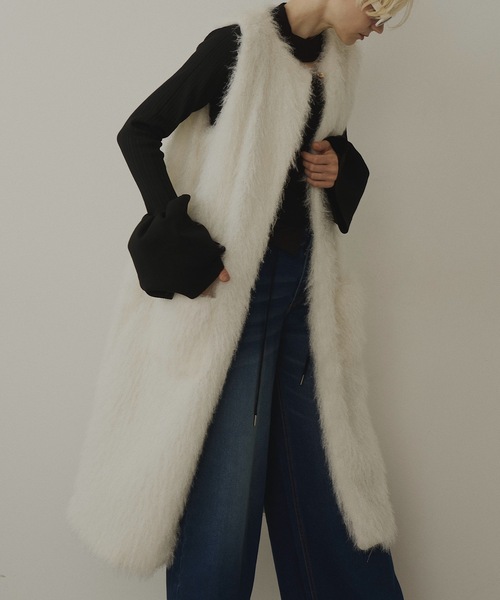 クラス ロベストカヴァリベスト　毛皮ベスト　ファーベスト　フリンジベスト クラス ロベストカヴァリベスト 毛皮ベスト ファーベスト フリンジ