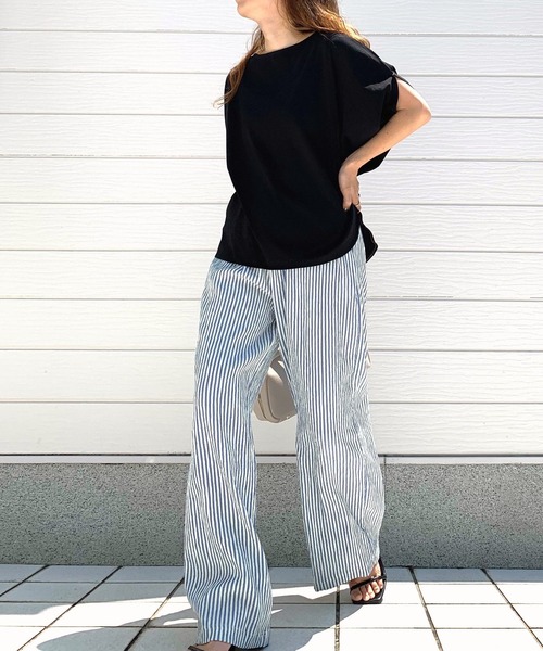 Q（キュー）の「エアリーラウンドT（Tシャツ/カットソー・レディース・バーガンディー/ブラック/オリーブ・MEDIUM）」の16枚目の写真