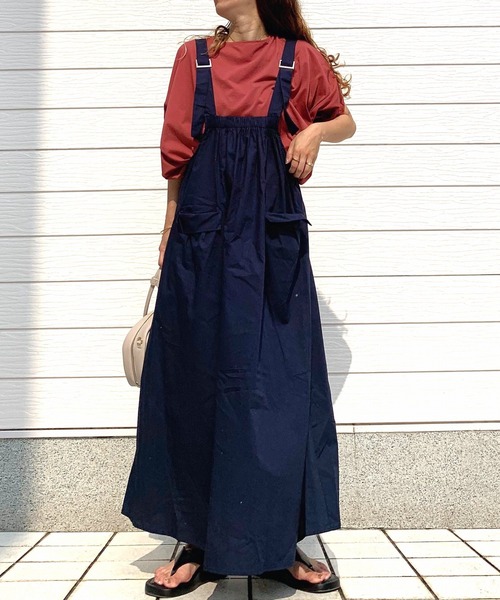 Q（キュー）の「エアリーラウンドT（Tシャツ/カットソー・レディース・バーガンディー/ブラック/オリーブ・MEDIUM）」の13枚目の写真