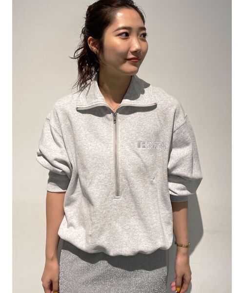 Russell Athletic（ラッセルアスレティック）の「【RUSSELLコラボ】フロントZIPプルオーバー（スウェット・レディース・ライトグレー・FREE）」の4枚目の写真