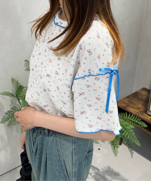 kutir（クティール）の「小花柄ワッフルリボンTシャツ/サーマルTシャツ（Tシャツ/カットソー・レディース・ホワイト/ブラック/アイボリー/ネイビー/オフホワイト・FREE）」の7枚目の写真