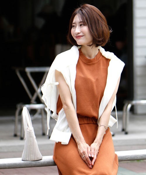 Ehre style(エーレスタイル)の「仕事も!デイリーも!着回し上手ノースリセットアップ(セットアップ・レディース・テラコッタ/カーキ・FREE)」の5枚目の写真
