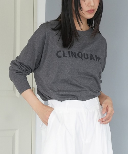 mili an deni(ミリアンデニ)の「フォントプリント長袖Tシャツ(Tシャツ/カットソー・レディース・ネイビー/ブラック/チャコールグレー/オフホワイト・L/M)」の3枚目の写真