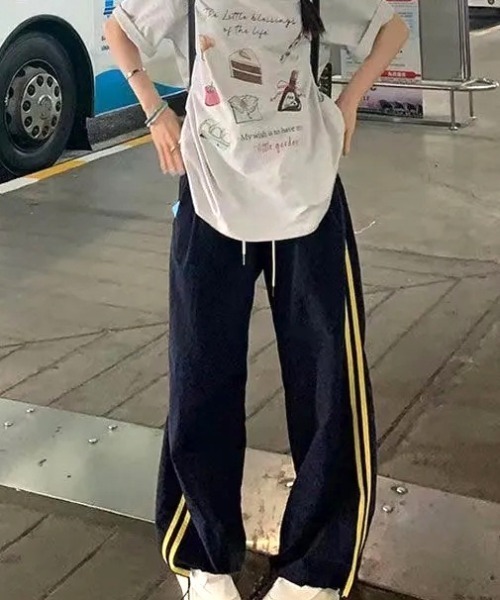 Vipoa(ヴィポア)の「NYLON LINE PANTS(その他パンツ・レディース・ネイビー/ホワイト・FREE)」の6枚目の写真