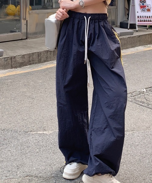 Vipoa(ヴィポア)の「NYLON LINE PANTS(その他パンツ・レディース・ネイビー/ホワイト・FREE)」の12枚目の写真