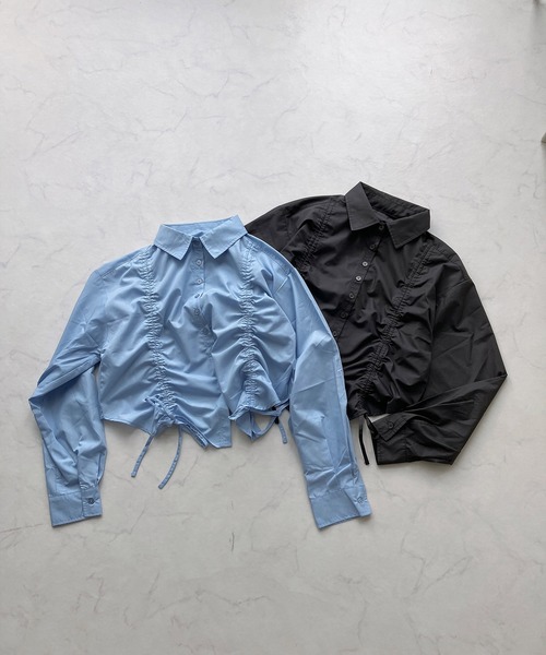 AS KNOW AS plus（アズノゥアズプラス）の「◇シャーリングダブルリボンシャツ（シャツ/ブラウス・レディース・オフホワイト/チャコールグレー/ブルー・FREE）」の19枚目の写真