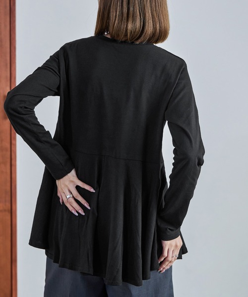 Fashion Letter（ファッションレター）の「【M-5L】ペプラムフレアトップス 長袖 ロングスリーブ カットソー ペプラム（Tシャツ/カットソー・レディース・カーキ/グレイッシュベージュ/ブラック/オフホワイト/チャコールグレー・4L～5L/LL～3L/M～Ｌ）」の12枚目の写真