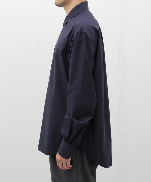 美品　BOURRIENNE PARIS X ブリエンヌ　フリルシャツ ネイビー 美品 BOURRIENNE PARIS X ブリエンヌ フリルシャツ ネイビー