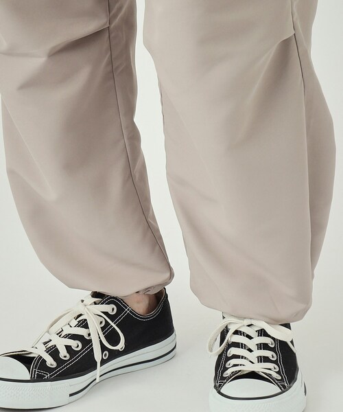 Cutie Blonde（キューティーブロンド）の「◆【洗える】軽くて楽ちん パラシュートパンツ（その他パンツ・レディース・ブラック/チャコールグレー/ナチュラル・04/03/02）」の5枚目の写真