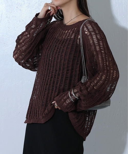 COLONY 2139（コロニートゥーワンスリーナイン）の「ローゲージメッシュニットプルオーバー（ニット/セーター・レディース・ブラック/ダークブラウン/チャコールグレー/ライトグレー・FREE）」の4枚目の写真