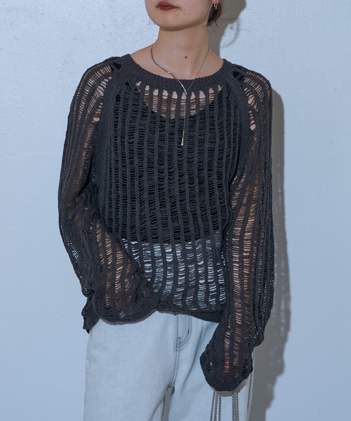 COLONY 2139（コロニートゥーワンスリーナイン）の「ローゲージメッシュニットプルオーバー（ニット/セーター・レディース・ブラック/ダークブラウン/チャコールグレー/ライトグレー・FREE）」の7枚目の写真