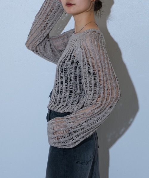 COLONY 2139（コロニートゥーワンスリーナイン）の「ローゲージメッシュニットプルオーバー（ニット/セーター・レディース・ブラック/ダークブラウン/チャコールグレー/ライトグレー・FREE）」の13枚目の写真