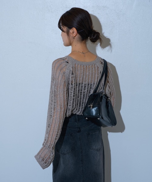 COLONY 2139（コロニートゥーワンスリーナイン）の「ローゲージメッシュニットプルオーバー（ニット/セーター・レディース・ブラック/ダークブラウン/チャコールグレー/ライトグレー・FREE）」の15枚目の写真