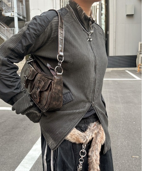 DIG YOUR OWN GRAVE（ディグユアオウングレイブ）の「ストリート