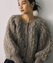 ハンドフォルムカーディガン
