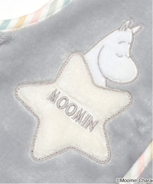 kladskap(クレードスコープ)の「MOOMIN/星アップリケスリーパー(ベビーパジャマ/スリーパー・キッズ・ライトグレー・FREE)」の6枚目の写真