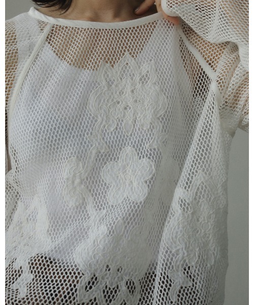anuke（アンヌーク）の「anuke Embroidery Mesh Tops 62420605（その他トップス・レディース・ブラック/ホワイト・FREE）」の15枚目の写真