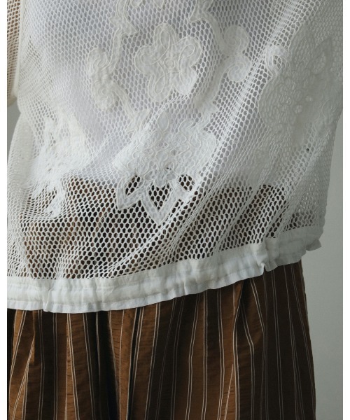 anuke（アンヌーク）の「anuke Embroidery Mesh Tops 62420605（その他トップス・レディース・ブラック/ホワイト・FREE）」の16枚目の写真