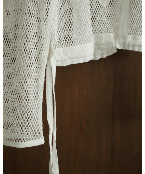 anuke（アンヌーク）の「anuke Embroidery Mesh Tops 62420605（その他トップス・レディース・ブラック/ホワイト・FREE）」の4枚目の写真