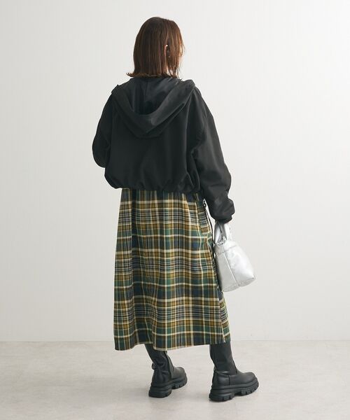 ELENCARE DUE（エレンカーレデュエ）の「・ELENCARE　DUE　ショートマウンテンパーカー（マウンテンパーカー・レディース・アイボリー/ブラック/チャコールグレー・FREE）」の18枚目の写真