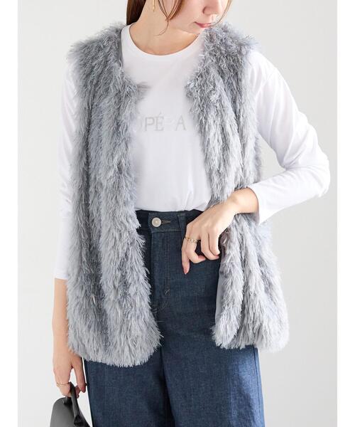 Te chichi（テチチ）の「フリンジフェザージレ（ベスト）」 - WEAR