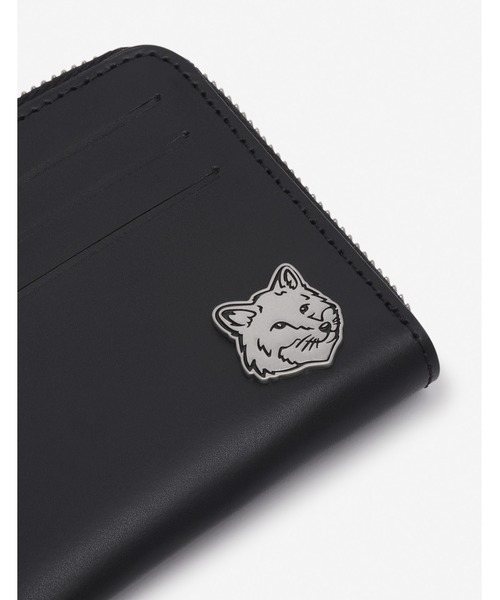 メゾンキツネ　ケース Maison Kitsune（メゾンキツネ）の「FOX HEAD ZIPPED CARDHOLDER