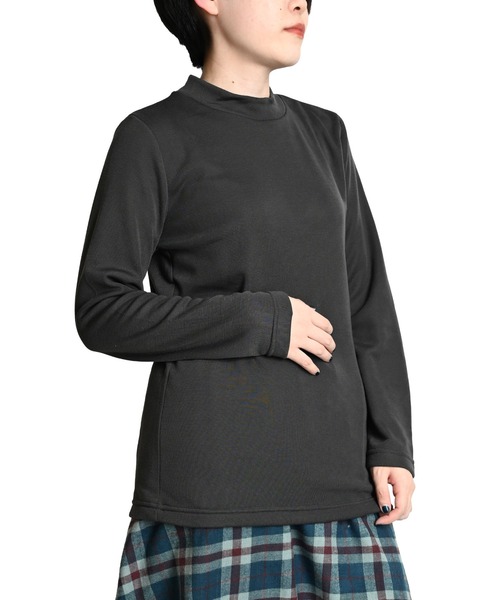 MARAI(マーライ)の「無地 裏起毛 長袖カットソー(Tシャツ/カットソー・レディース・ブルー系その他/イエロー系その他/ピンク系その他/ホワイト系その他2/ブラック系その他2/グレー系その他2/イエロー系その他2/ピンク系その他2/ブルー系その他2/ブルー/イエロー/ピンク/ブラック系その他/ホワイト系その他/グレー系その他/グレー/ブラック/ホワイト・LARGE/X-LARGE/MEDIUM)」の8枚目の写真