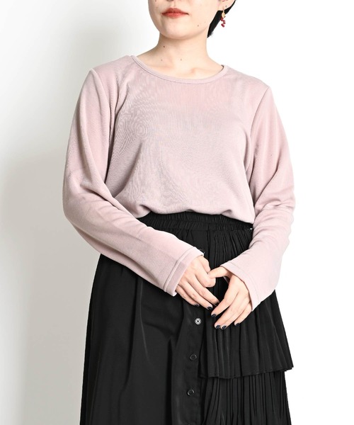 MARAI(マーライ)の「無地 裏起毛 長袖カットソー(Tシャツ/カットソー・レディース・ブルー系その他/イエロー系その他/ピンク系その他/ホワイト系その他2/ブラック系その他2/グレー系その他2/イエロー系その他2/ピンク系その他2/ブルー系その他2/ブルー/イエロー/ピンク/ブラック系その他/ホワイト系その他/グレー系その他/グレー/ブラック/ホワイト・LARGE/X-LARGE/MEDIUM)」の16枚目の写真