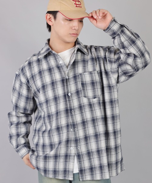 SPINNS（スピンズ）の「ストリート＆古着MIX/トレンドカラーで差をつける！着回し自在のチェックシャツ（シャツ/ブラウス・メンズ・ブラウン系その他2/ブラウン系その他/ネイビー系1/ネイビー系・ONESIZE）」の11枚目の写真